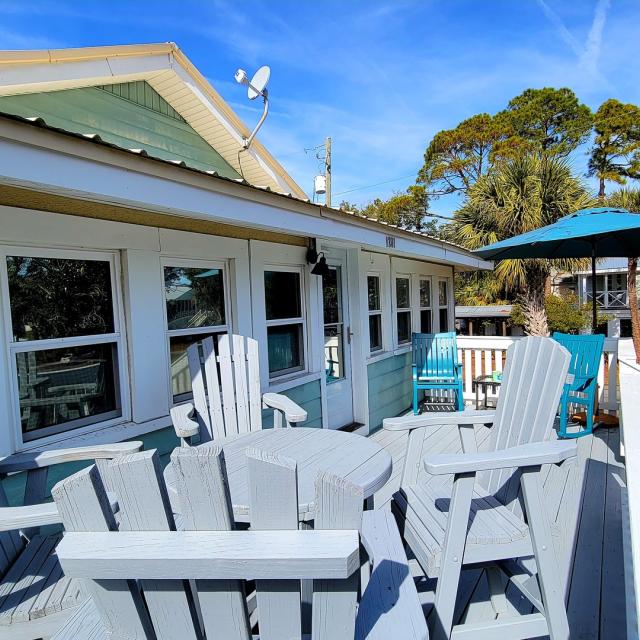 Outdoor deck with seating