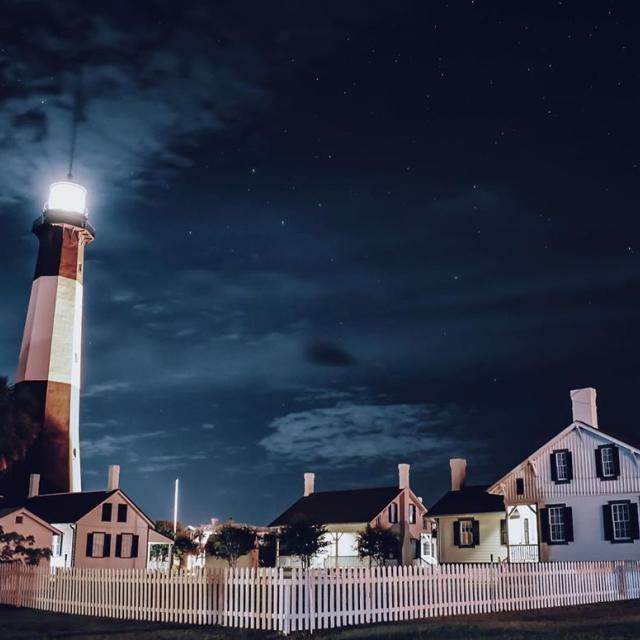 tybee island lighthouse nighttime evening