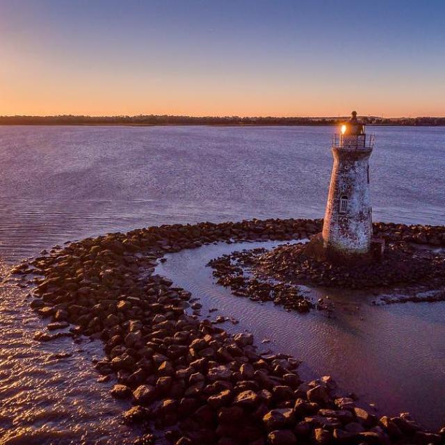 cockspur lighthouse tybee