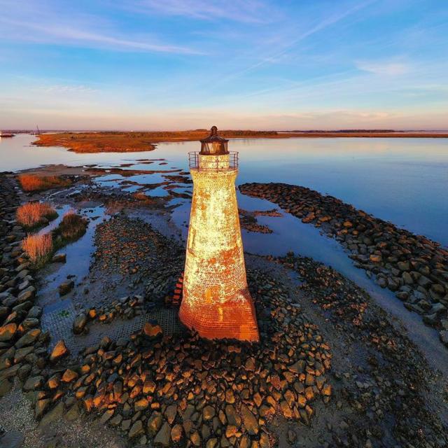 cockspur lighthouse tybee