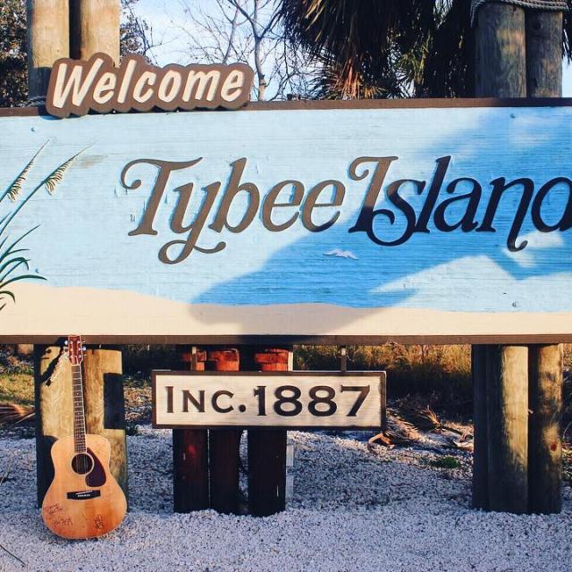 tybee welcome sign