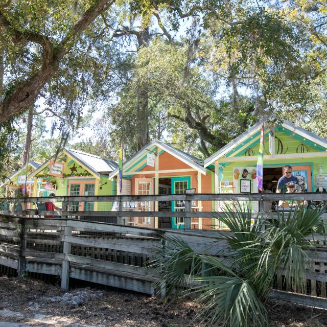 tybee oaks outdoor shopping