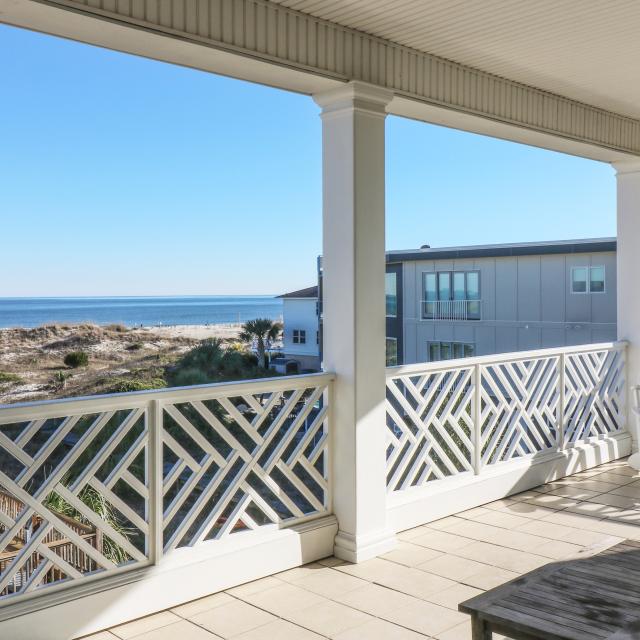 oceanfront cottages patio