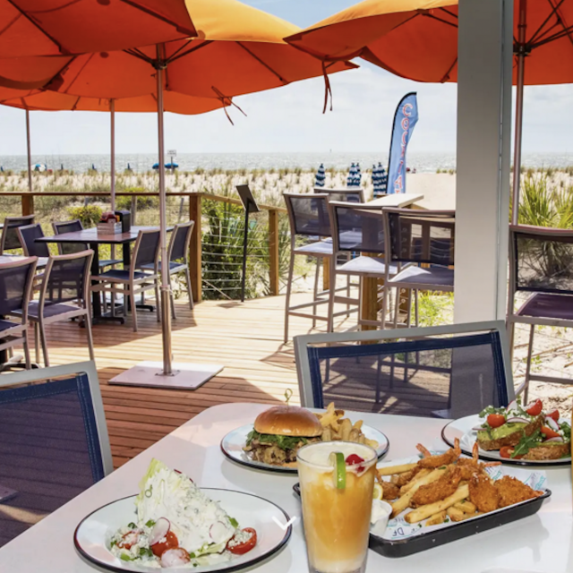 The Deck outdoor oceanview dining