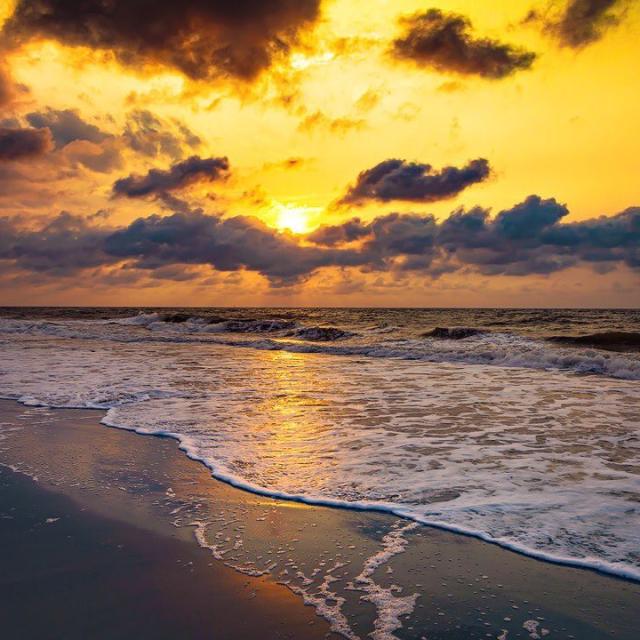 beach sunrise