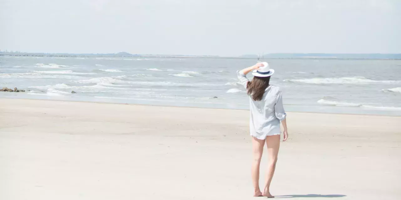 solo beach travel tybee
