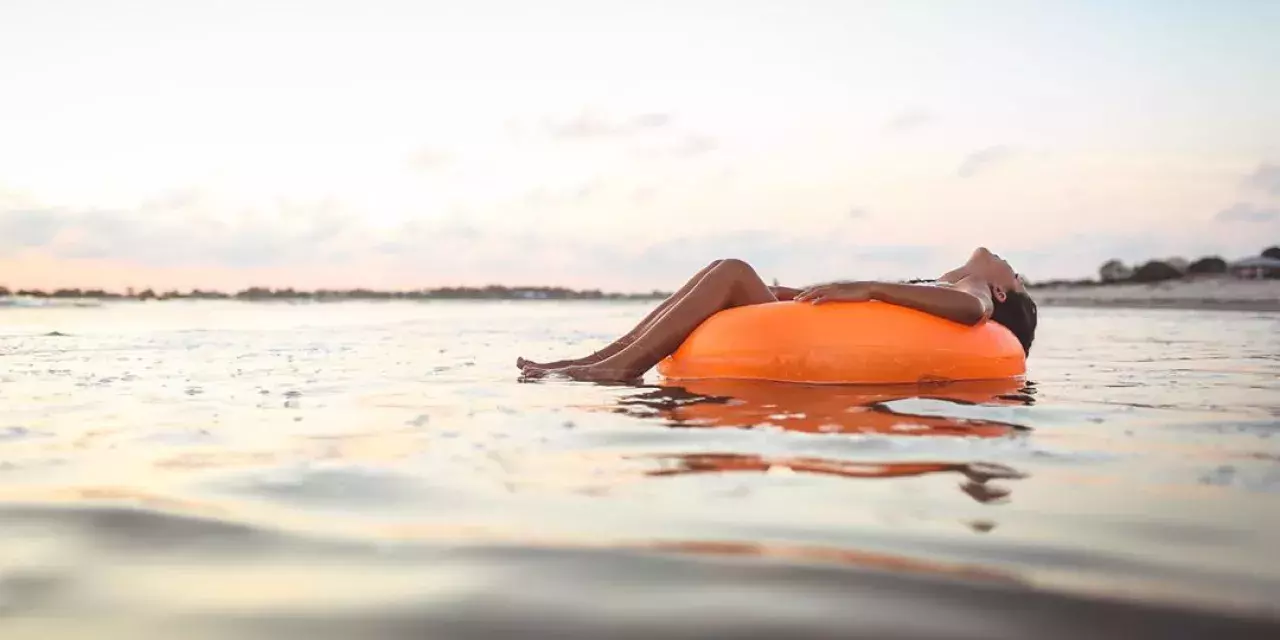 beach water float