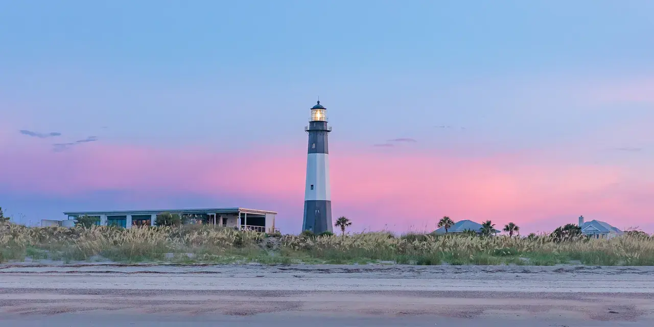 Tybee Island Lighthouse beach view
