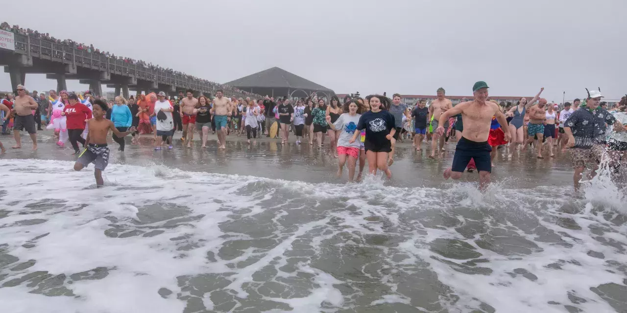 Tybee Polar Plunge, large group of people going into the water