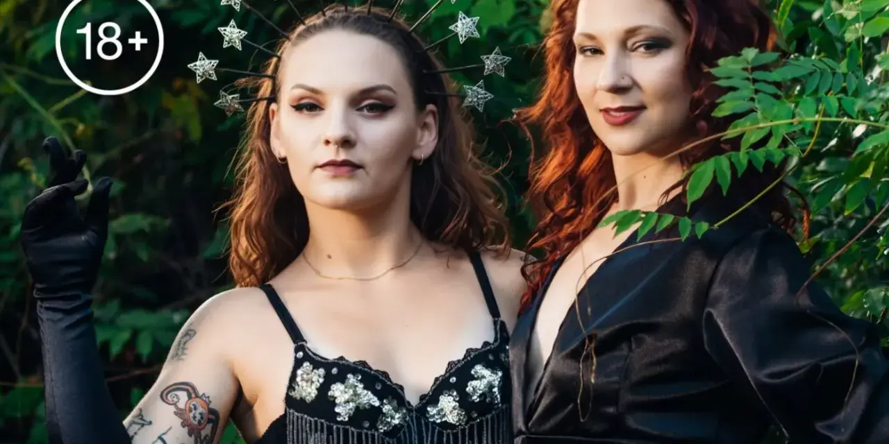 Coastal Cabaret burlesque members.