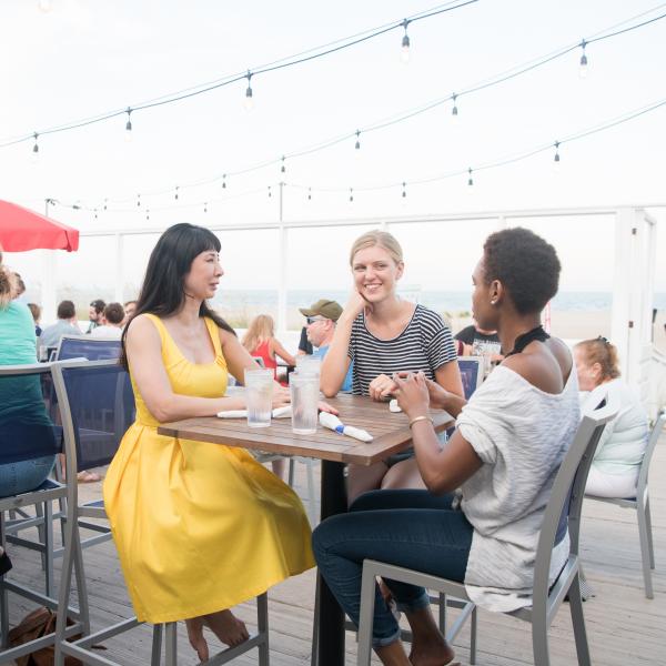 deck beach bar restaurant dining