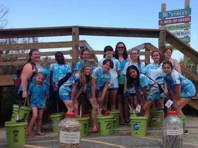 Tybee Island Beach Cleanup Volunteers