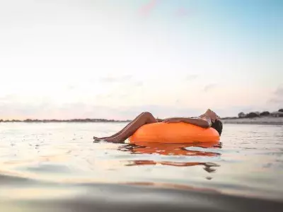 beach water float