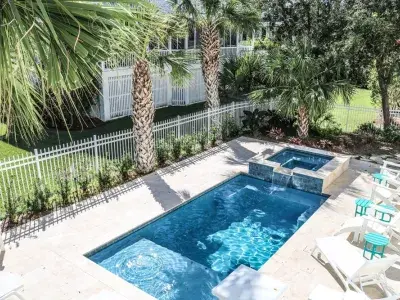 An beautiful outdoor pool and jacuzzi