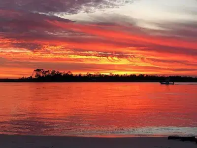 Photo courtesy of @tybeecleanbeach via Instagram.