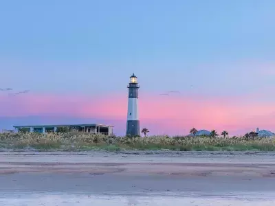 Tybee Island Lighthouse beach view