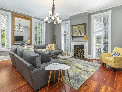 A large open living room vacation rental home in Savannah, GA.