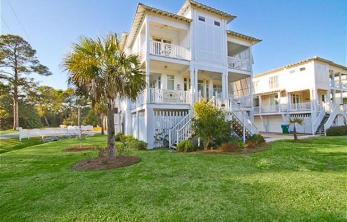 Mermaid Cottages Llc Visit Tybee Island Paula Deen S Y All Come Inn Savannah Beach House