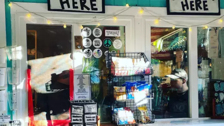 An outdoor restaurant pickup window.