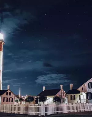 tybee island lighthouse nighttime evening